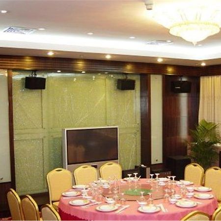 Rezen Hotel Huaxia Xiamen Bagian luar foto