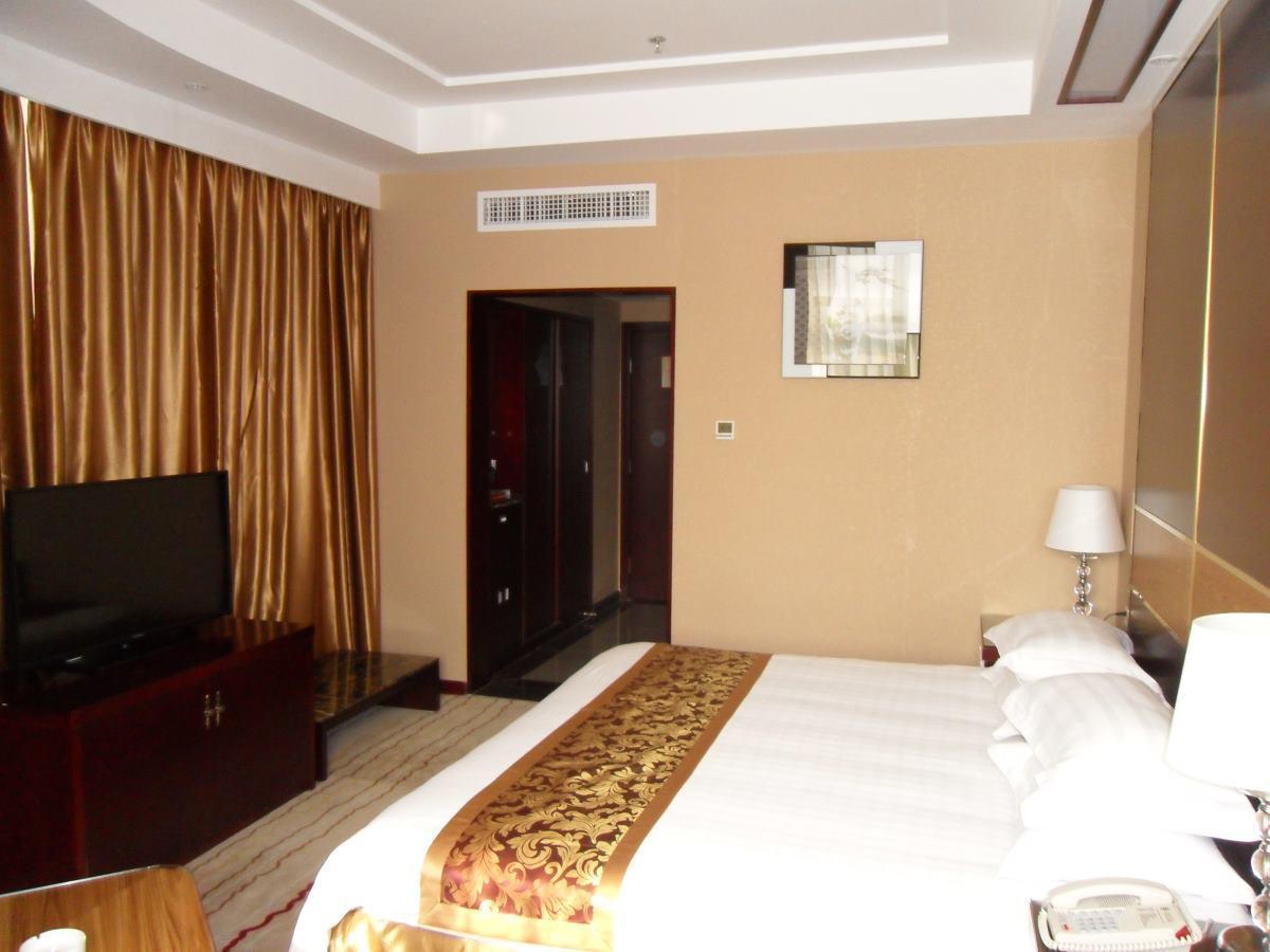 Rezen Hotel Huaxia Xiamen Bagian luar foto