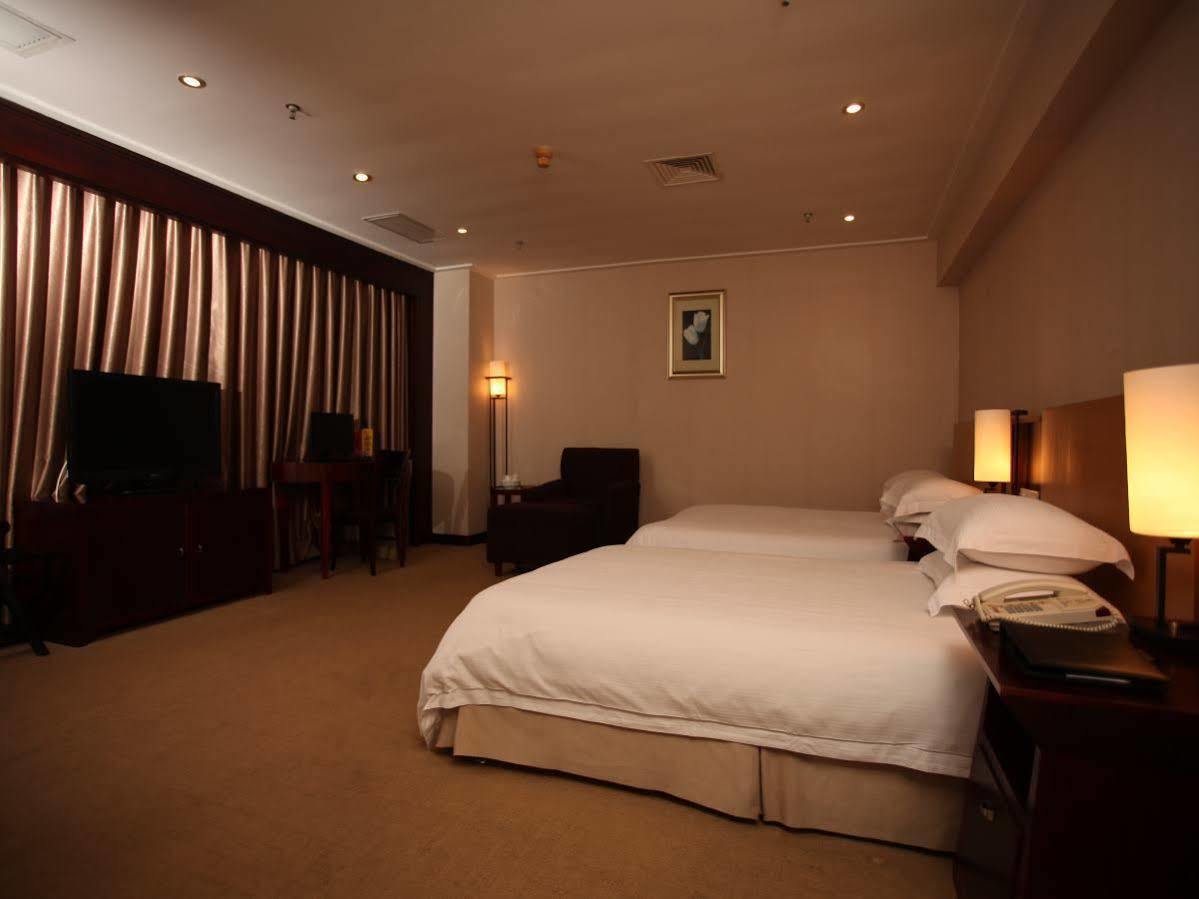 Rezen Hotel Huaxia Xiamen Bagian luar foto
